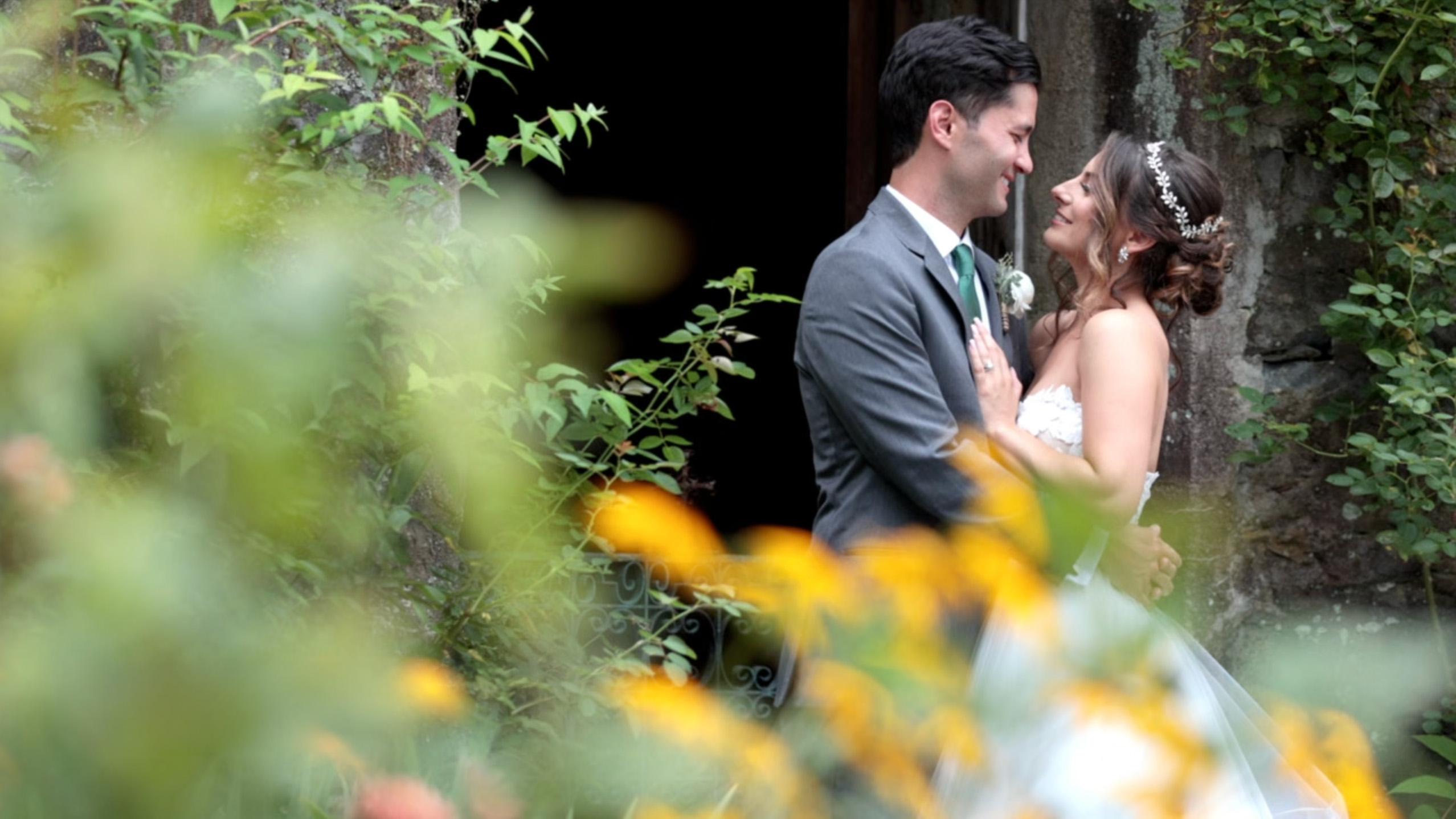 Zoë & Chris